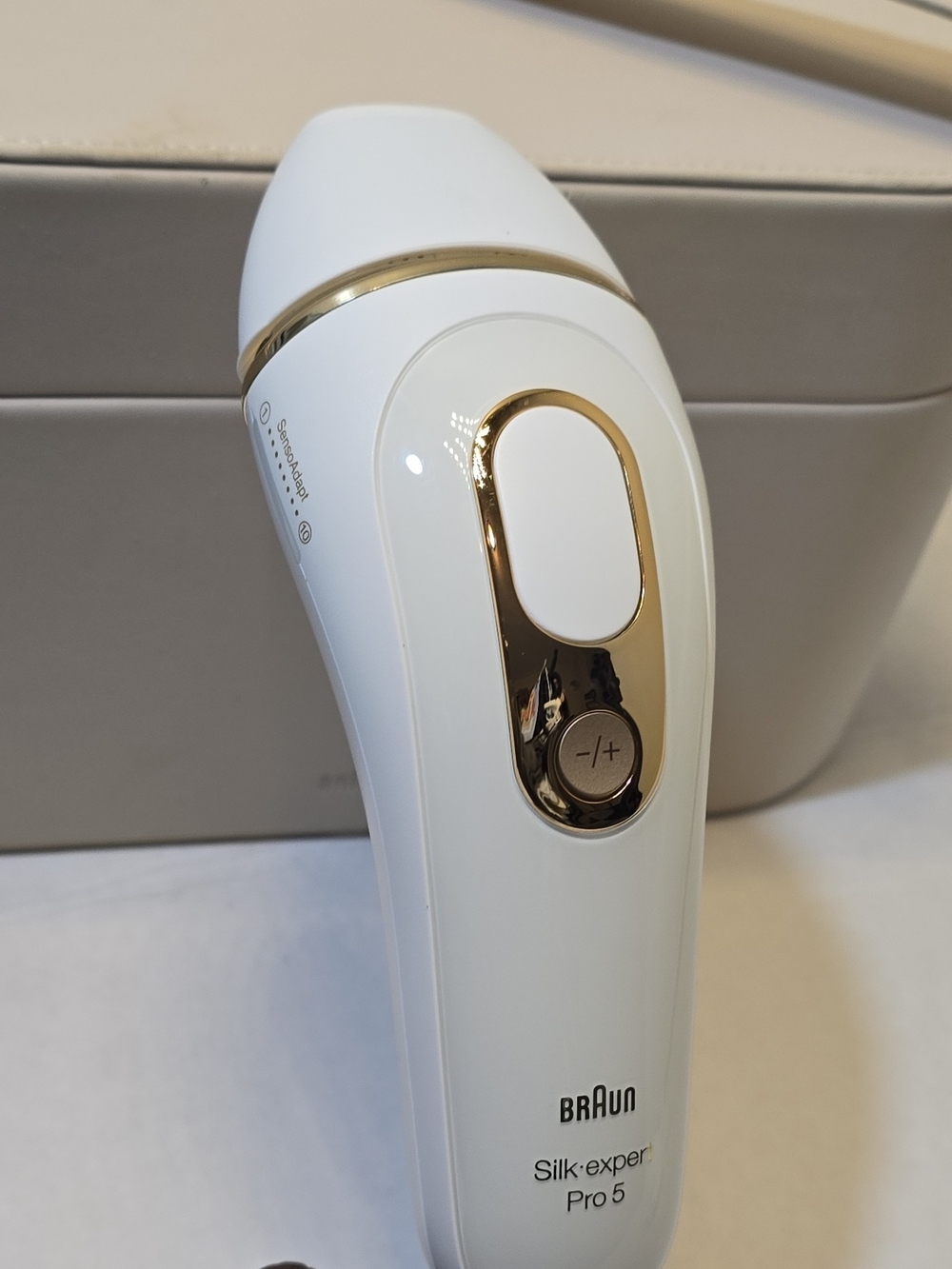 Braun Silk-expert Pro 5 IPL Device — White & Gold